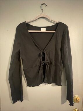 Urban Nation Tie-Front Lettuce-Edge Long Sleeve Top Size L